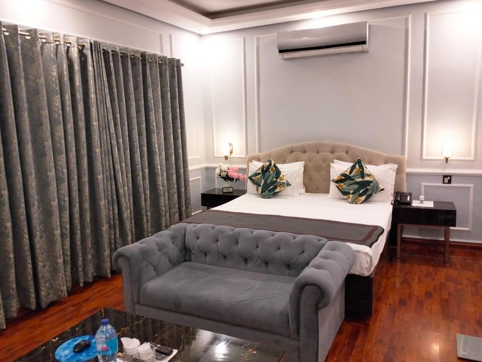 Riviera Courtyard Guest House Islamabad Esterno foto