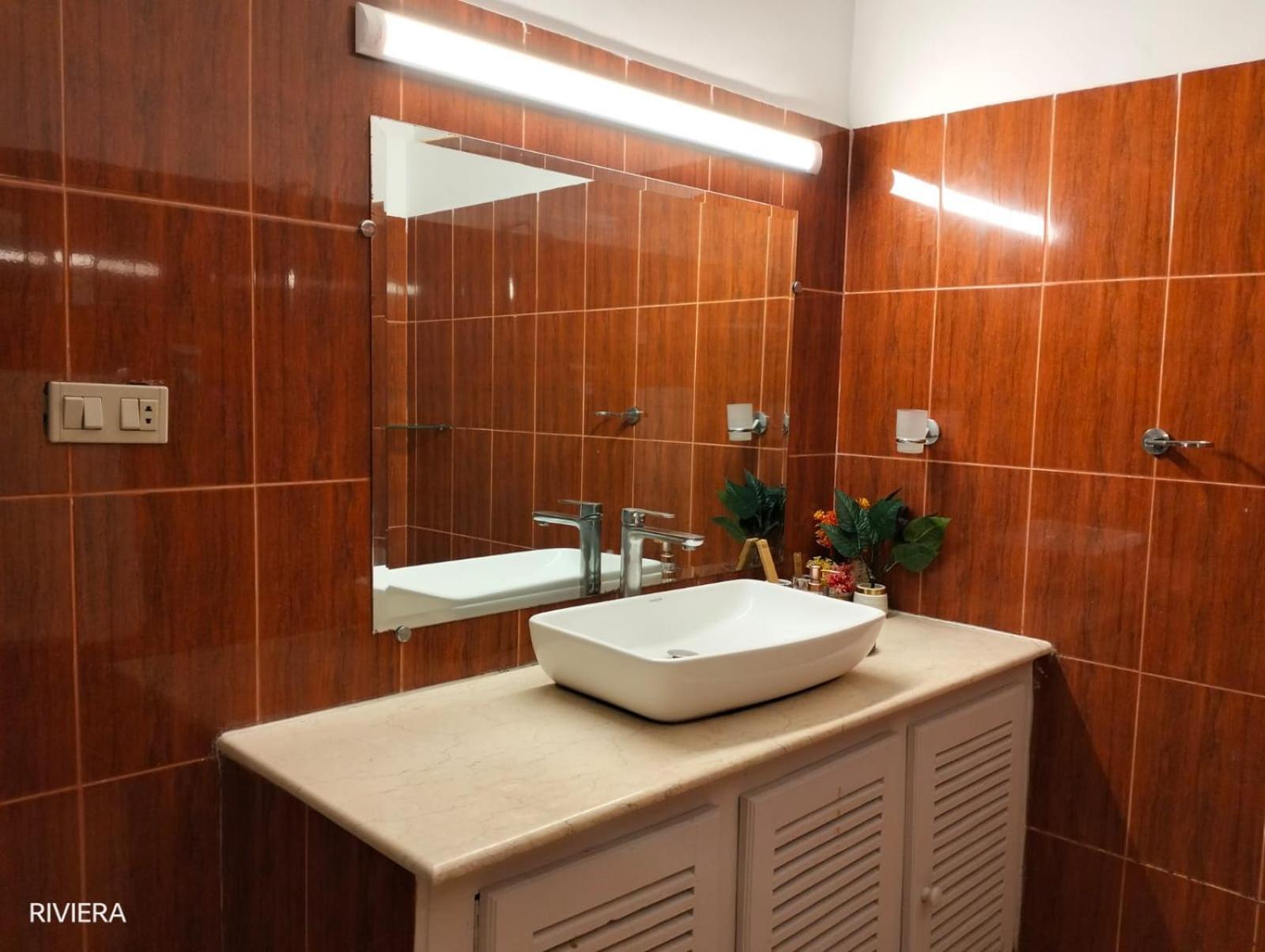 Riviera Courtyard Guest House Islamabad Esterno foto